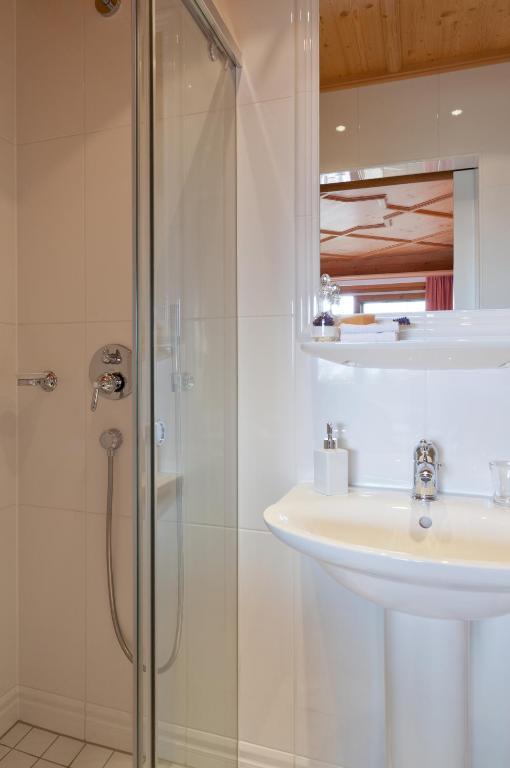 Hotel Laerchenhof Natur 제펠드 인 티롤 객실 사진