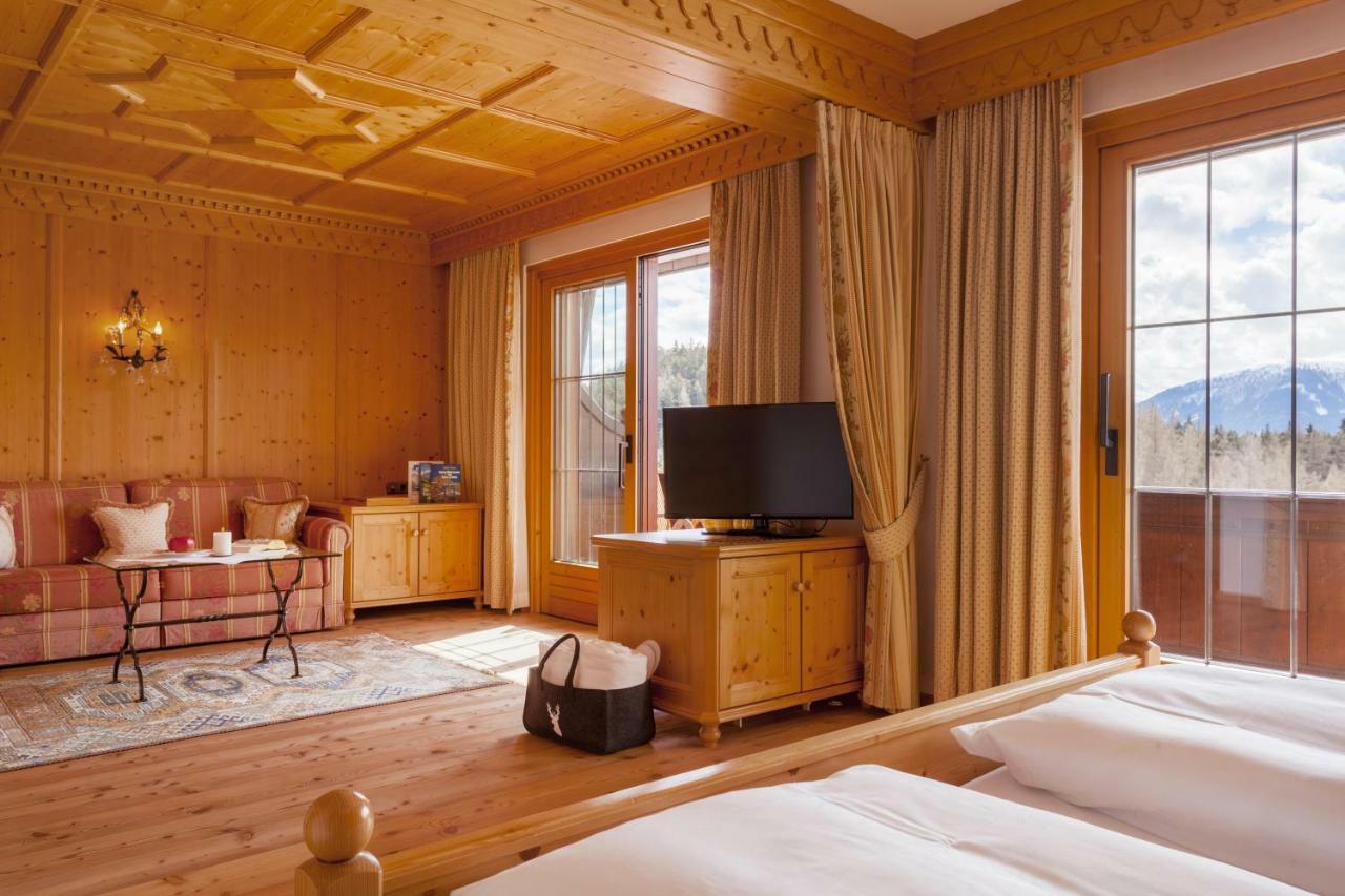 Hotel Laerchenhof Natur 제펠드 인 티롤 외부 사진