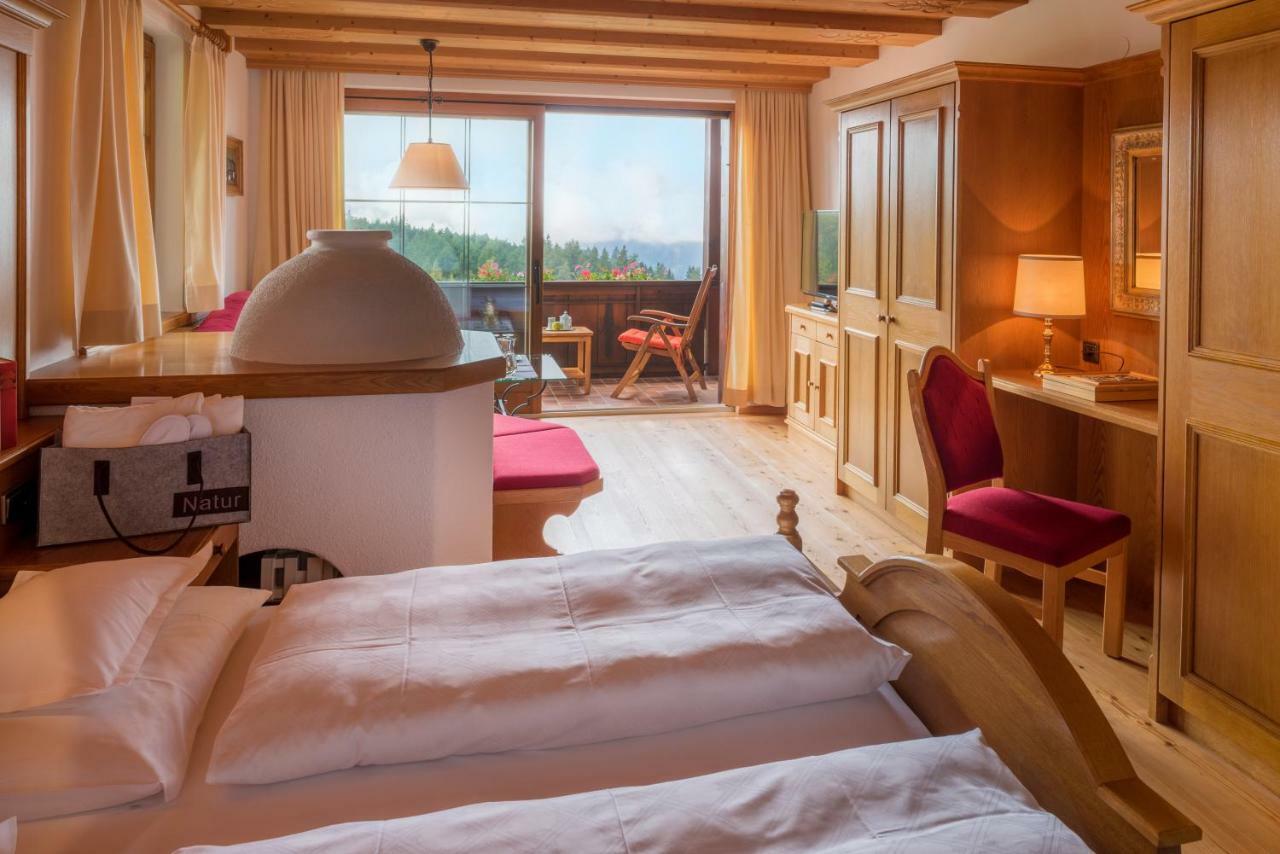 Hotel Laerchenhof Natur 제펠드 인 티롤 외부 사진